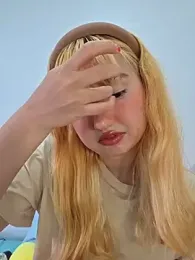 Pinkie_Princes webcam model stream image