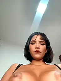 misskitty19-01 webcam model stream image