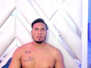 George Willerx webcam model stream image