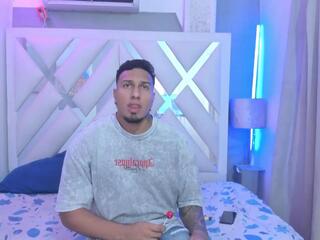 George Willerx webcam model stream image