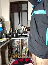 Heena-143 webcam stripchat model stream image