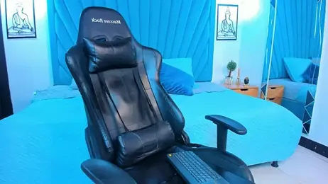 OliverThompsonJS webcam model stream image
