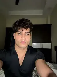 Vihaaanfucks webcam stripchat model stream image