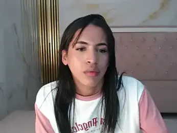 clara_evanss_s webcam model stream image