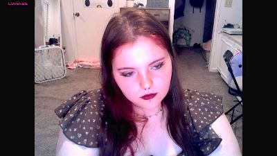 pretttypearl webcam cam4 model stream image