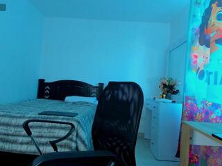 Martin Lenox webcam model stream image