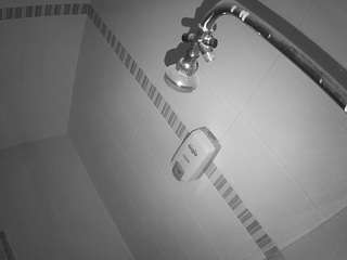 voyeurcam-jb-shower-16 webcam model stream image