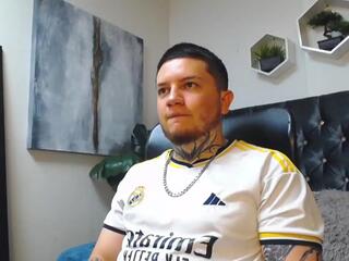 Daymon Salvatore webcam flirt4free model stream image