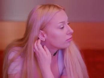 snowyphoenix webcam model stream image