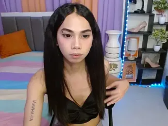 PetiteAsianYuki webcam model stream image