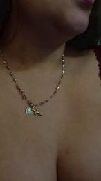 Venekacaliente webcam model stream image