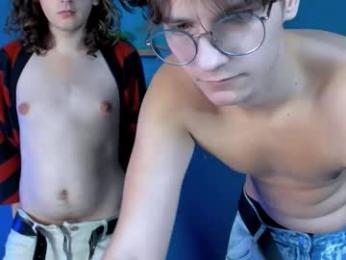 adrian_hart webcam model stream image