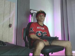Mikey Banji webcam model stream image