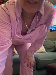 Jennysbakery webcam model stream image