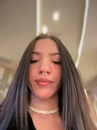 ShannonShanny webcam model stream image