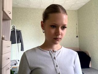 Emelina Carpio webcam model stream image