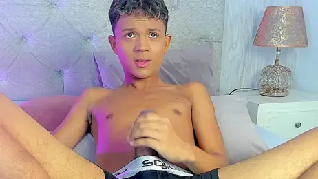 Lucien_Gray_ webcam model stream image