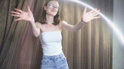 DaphineMccra webcam model stream image