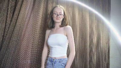 DaphineMccra webcam model stream image
