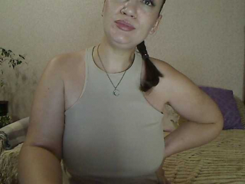 SerafimaArt webcam model stream image