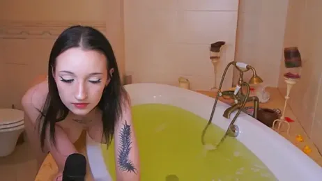 LallyDickinson webcam model stream image