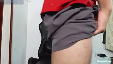 HomeAloneK webcam model stream image