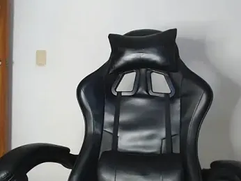 HomeAloneK webcam model stream image