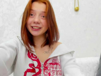 yui-qeen webcam model stream image