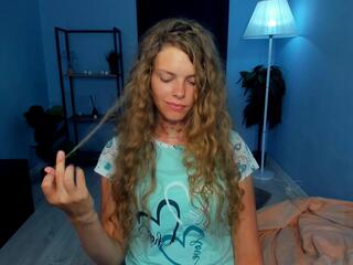 Tayte Elin webcam model stream image