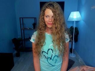 Tayte Elin webcam model stream image