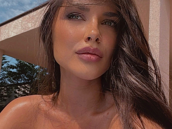 AlexaNovaa webcam model stream image