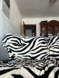 diamond_glow webcam model stream image