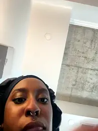 Your_Paris webcam model stream image