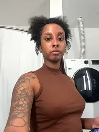 Your_Paris webcam model stream image