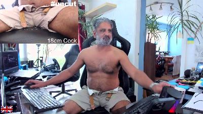 OnlineBossUK webcam model stream image