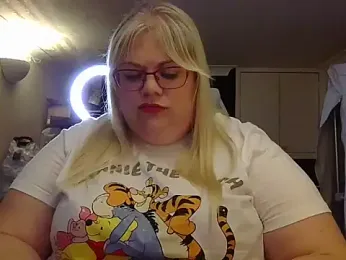 Kinkyhousewife83 webcam model stream image