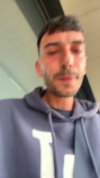 stud125 webcam model stream image
