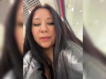 -Lune webcam bongacams model stream image