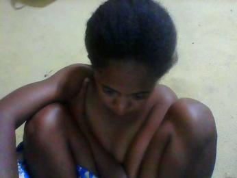 Sthela webcam model stream image