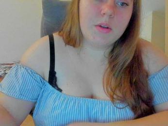 Leilia webcam model stream image