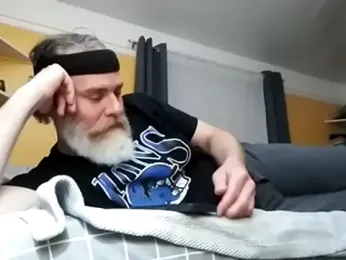 32666damon webcam model stream image