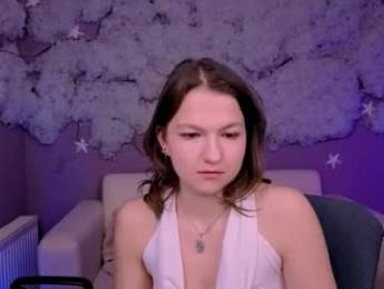 chloe_ley webcam model stream image