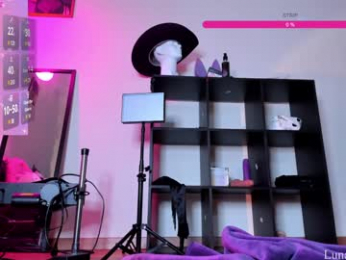 luna_luuvz webcam model stream image