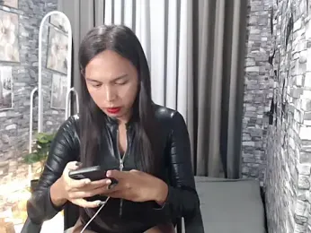 LOVELYMAYUMIE webcam model stream image