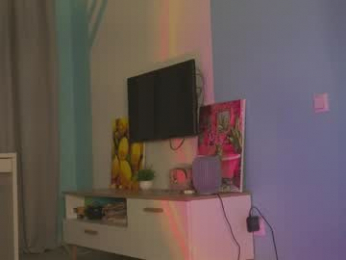 agent_blonde webcam model stream image