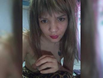 Onalohka webcam model stream image