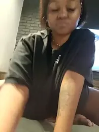 Yung-Missy webcam model stream image