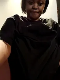 Yung-Missy webcam model stream image