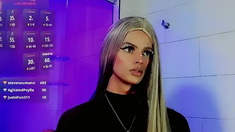 karine_sanz webcam model stream image