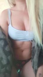 Modelteen webcam model stream image